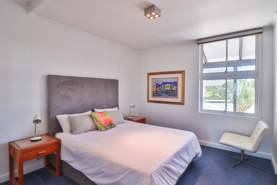 To Let 3 Bedroom Property for Rent in Mouille Point Western Cape